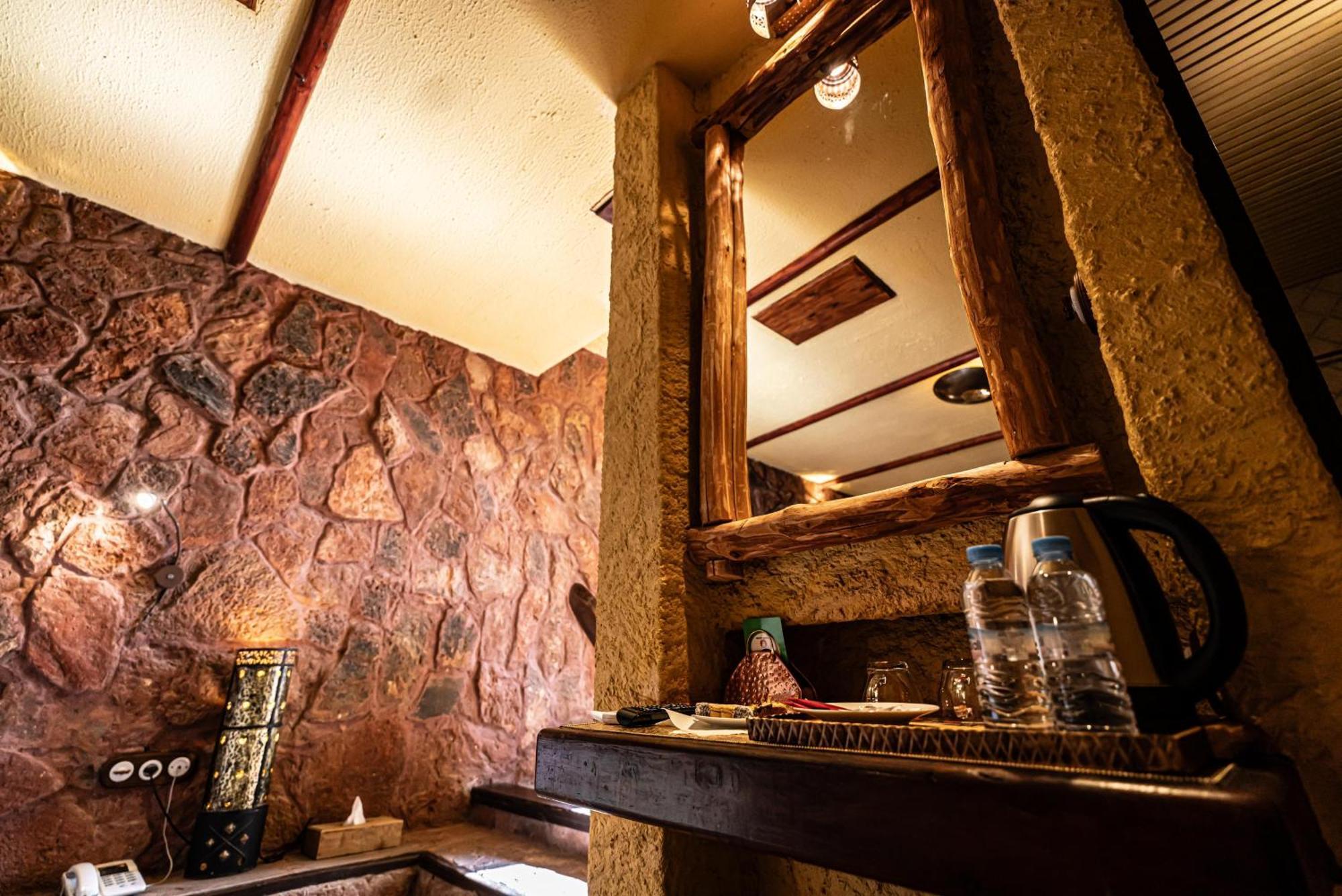 萨路卡达德斯酒店 Boumalne 外观 照片